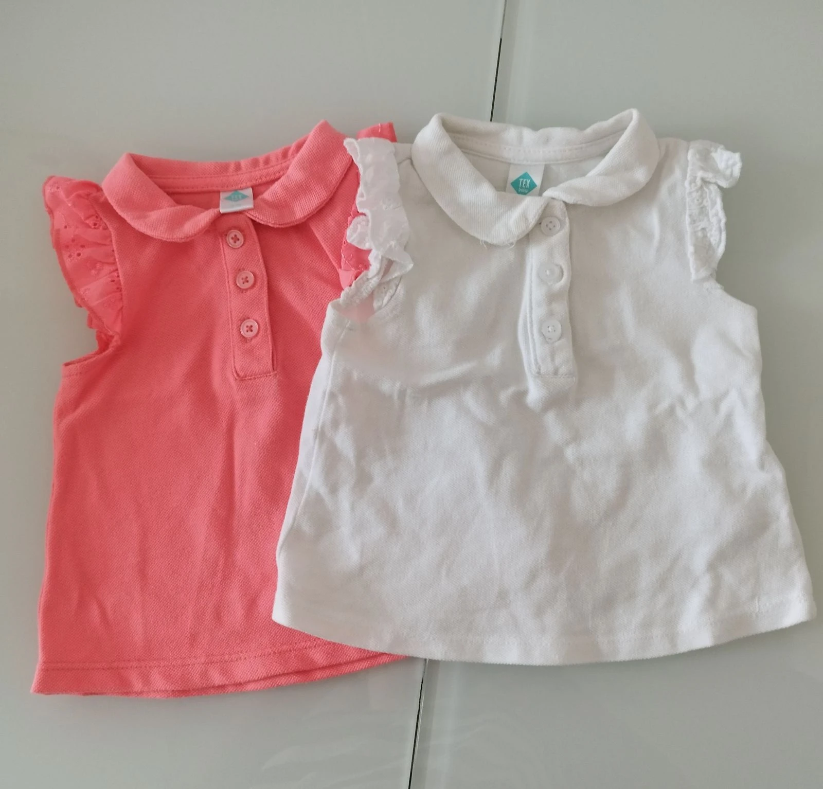 Packs de 2 Polos blanco y coral sin mangas 9 meses